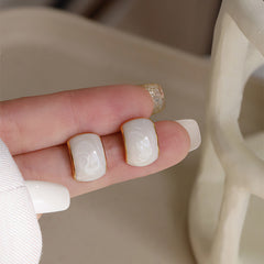 Pearl Off-White Ear Studs - French Retro Geometric Earrings